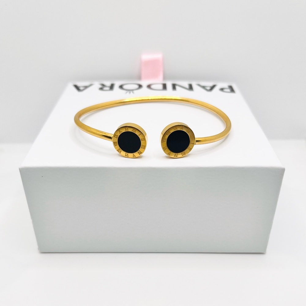 Bangle 🖤